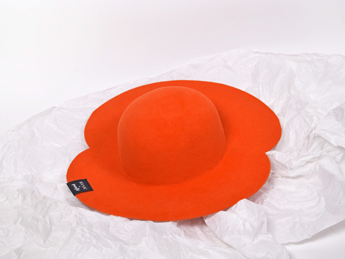 ORANGE CLOUD OVERSIZED